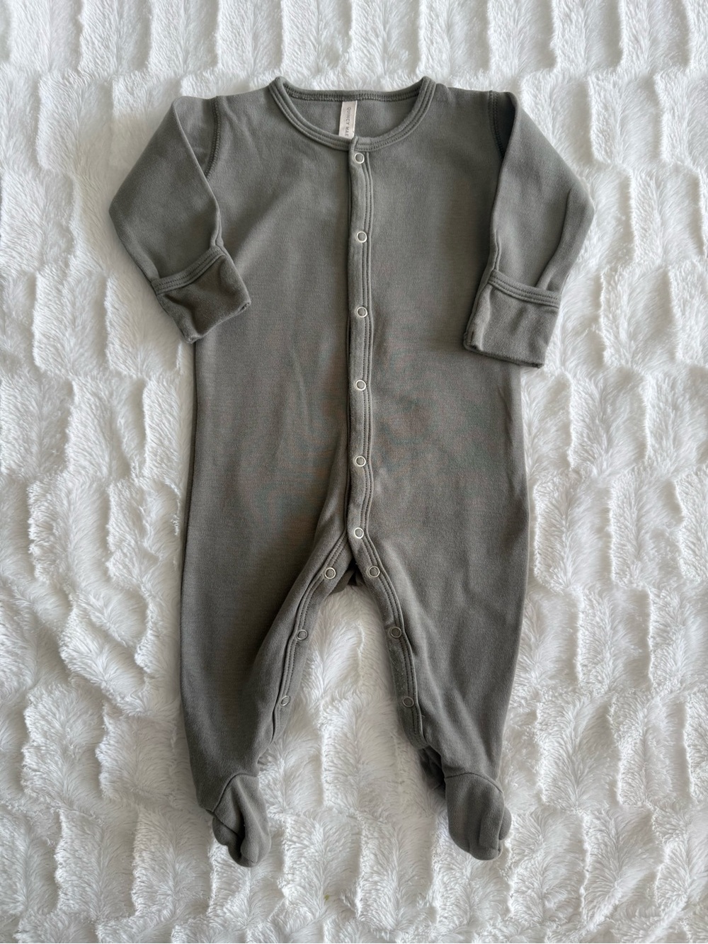 Quincy Mae Baby One-Piece 3-6 months Romper